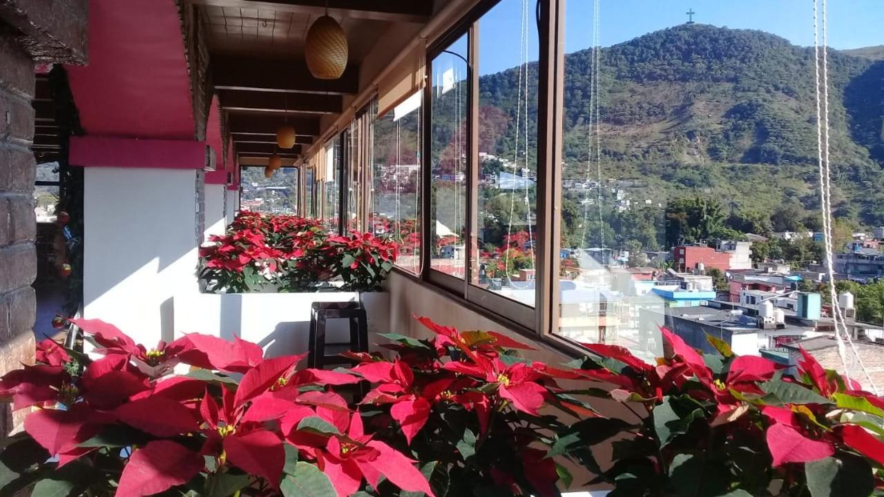 Hotel Villa De Cortez Xicotepec de Juarez Экстерьер фото