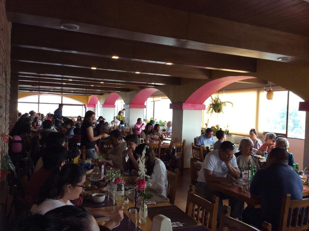 Hotel Villa De Cortez Xicotepec de Juarez Экстерьер фото