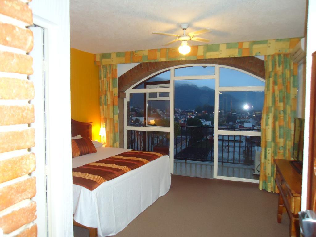 Hotel Villa De Cortez Xicotepec de Juarez Экстерьер фото